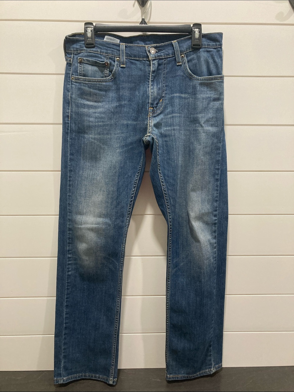 Levi's 559 Men's Relaxed Straight Fit Jeans Medium Wash Blue- 30x32-GUC